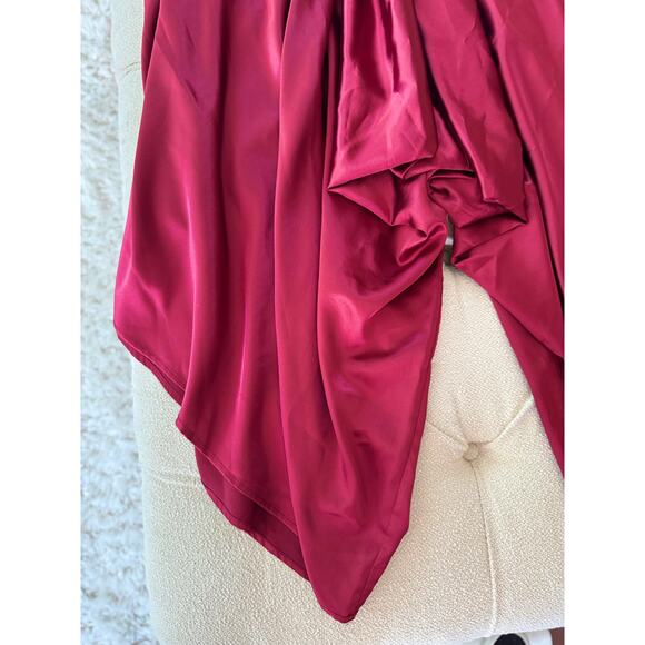 Nerecina Luxe Red Satin Caftan Jumpsuit - Plus Size Elegance in 3X-4X - Picture 3 of 6